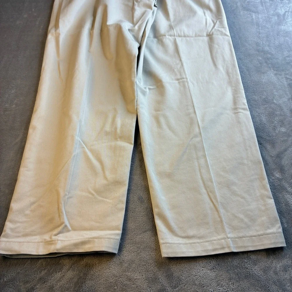 Wrangler Khakis Authentic Mens 33x30 Tan Beige‎ 100% Cotton Straight Leg Pants
